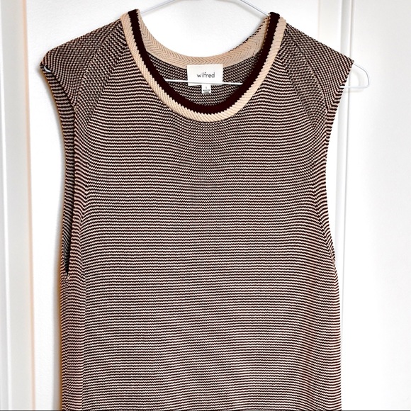 Aritzia Wilfred Sleeveless Knit Top - Picture 1 of 7